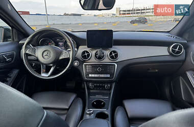 Внедорожник / Кроссовер Mercedes-Benz GLA-Class 2017 в 