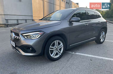 Позашляховик / Кросовер Mercedes-Benz GLA-Class 2020 в Києві