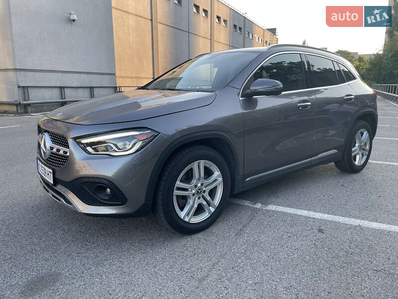 Внедорожник / Кроссовер Mercedes-Benz GLA-Class 2020 в 