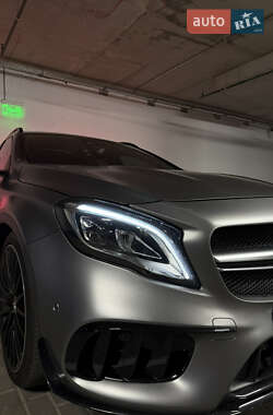 Позашляховик / Кросовер Mercedes-Benz GLA-Class 2019 в 