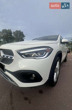 Внедорожник / Кроссовер Mercedes-Benz GLA-Class 2020 в 