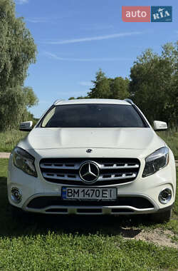 Внедорожник / Кроссовер Mercedes-Benz GLA-Class 2017 в 