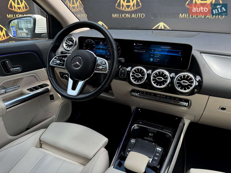 Позашляховик / Кросовер Mercedes-Benz GLA-Class 2020 в Києві