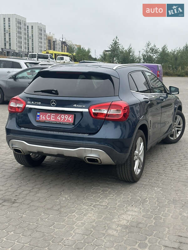 Позашляховик / Кросовер Mercedes-Benz GLA-Class 2018 в Львові
