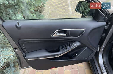 Внедорожник / Кроссовер Mercedes-Benz GLA-Class 2014 в 