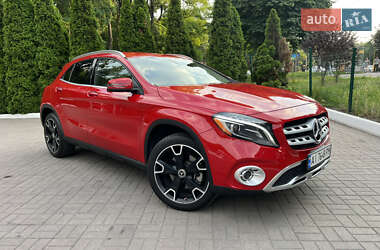 Внедорожник / Кроссовер Mercedes-Benz GLA-Class 2019 в Киеве