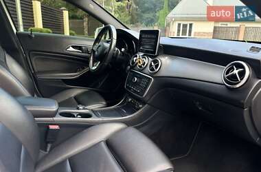 Внедорожник / Кроссовер Mercedes-Benz GLA-Class 2016 в 
