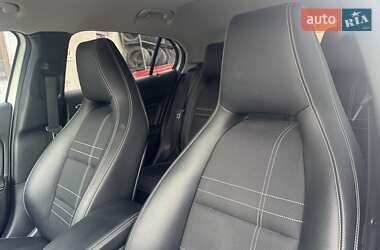 Внедорожник / Кроссовер Mercedes-Benz GLA-Class 2016 в 