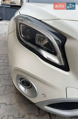 Внедорожник / Кроссовер Mercedes-Benz GLA-Class 2017 в 