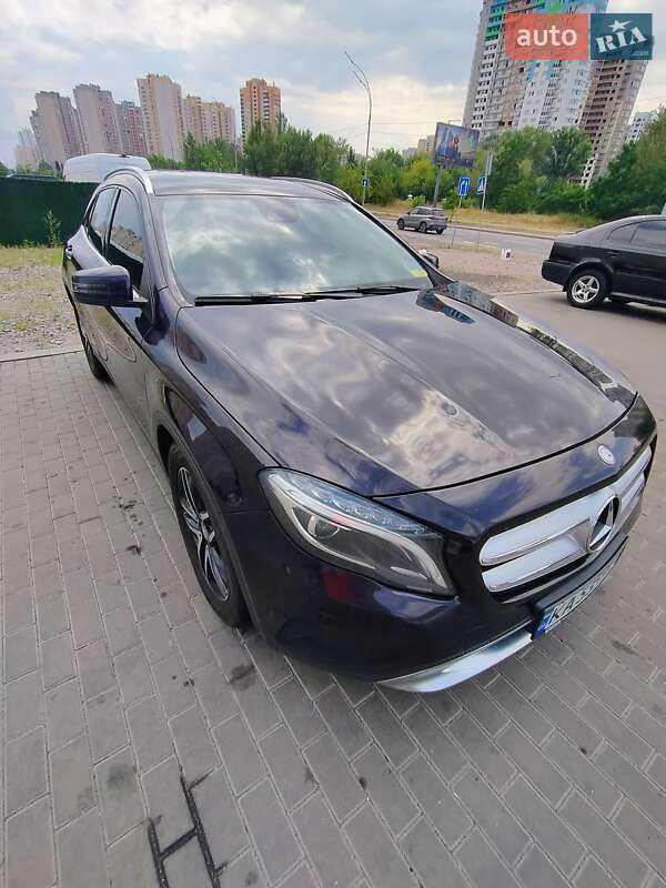 Позашляховик / Кросовер Mercedes-Benz GLA-Class 2016 в Києві