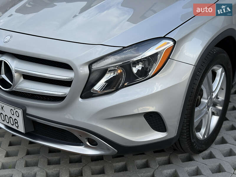 Внедорожник / Кроссовер Mercedes-Benz GLA-Class 2016 в Ровно