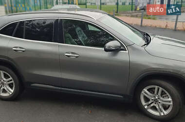 Внедорожник / Кроссовер Mercedes-Benz GLA-Class 2020 в 