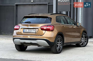 Внедорожник / Кроссовер Mercedes-Benz GLA-Class 2017 в 