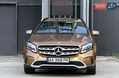 Внедорожник / Кроссовер Mercedes-Benz GLA-Class 2017 в 