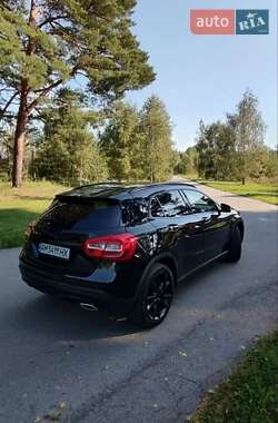 Внедорожник / Кроссовер Mercedes-Benz GLA-Class 2016 в 