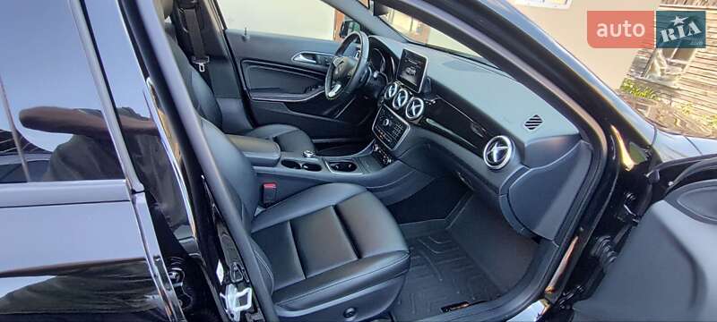 Внедорожник / Кроссовер Mercedes-Benz GLA-Class 2016 в Житомире