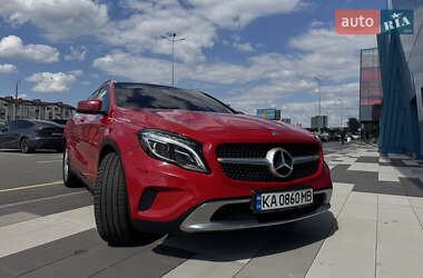 Внедорожник / Кроссовер Mercedes-Benz GLA-Class 2016 в 
