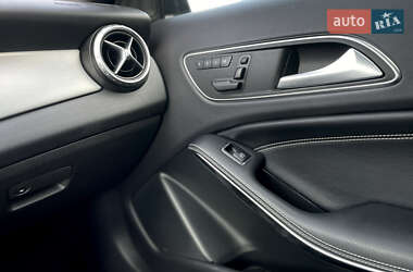 Внедорожник / Кроссовер Mercedes-Benz GLA-Class 2016 в 