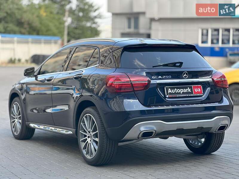 Позашляховик / Кросовер Mercedes-Benz GLA-Class 2019 в Одесі