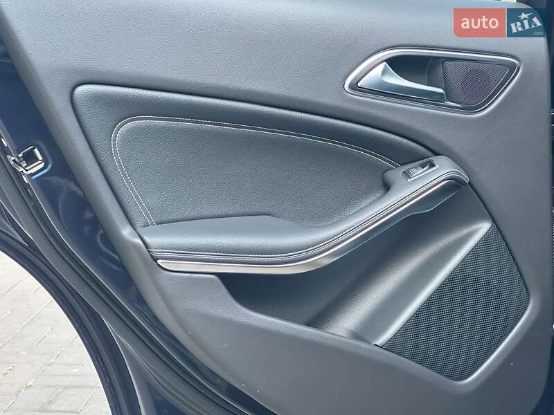 Позашляховик / Кросовер Mercedes-Benz GLA-Class 2019 в Одесі