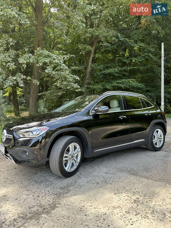 Внедорожник / Кроссовер Mercedes-Benz GLA-Class 2021 в Львове
