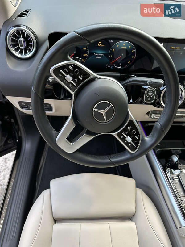 Внедорожник / Кроссовер Mercedes-Benz GLA-Class 2021 в Львове