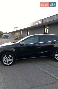Внедорожник / Кроссовер Mercedes-Benz GLA-Class 2016 в 