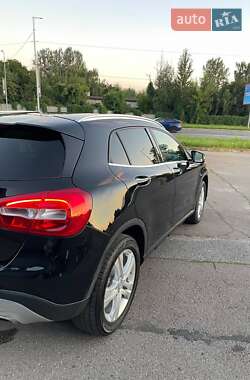 Внедорожник / Кроссовер Mercedes-Benz GLA-Class 2016 в 