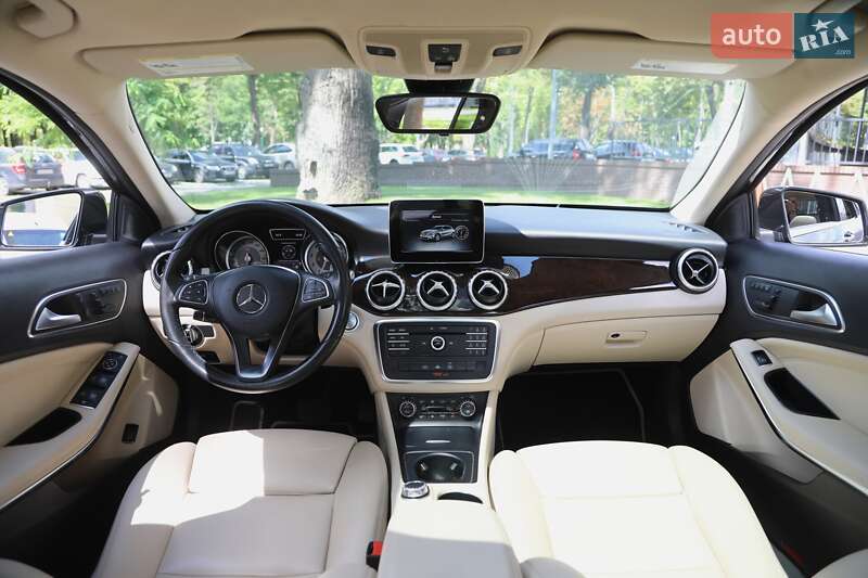 Внедорожник / Кроссовер Mercedes-Benz GLA-Class 2016 в Харькове