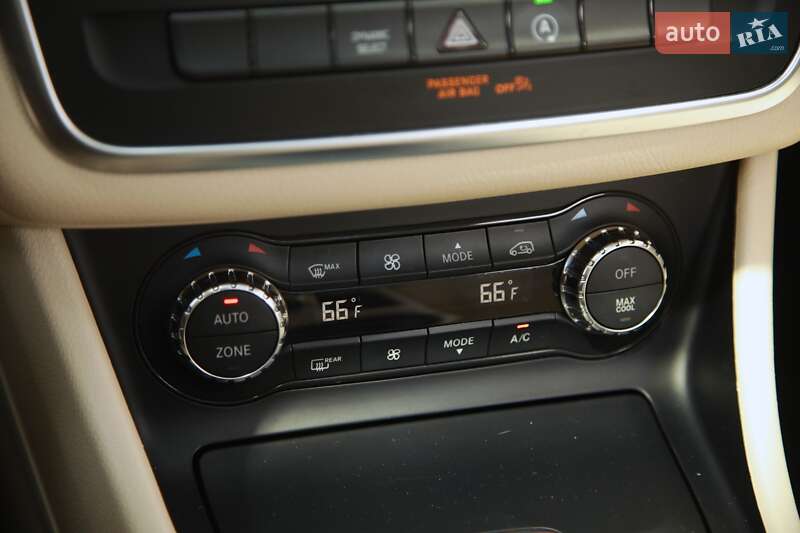 Внедорожник / Кроссовер Mercedes-Benz GLA-Class 2016 в Харькове