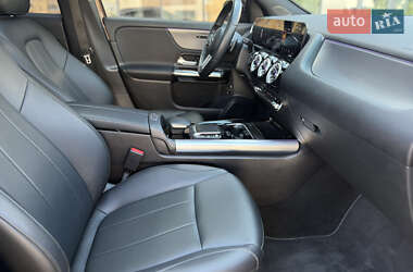 Внедорожник / Кроссовер Mercedes-Benz GLA-Class 2022 в 
