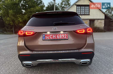 Внедорожник / Кроссовер Mercedes-Benz GLA-Class 2022 в 