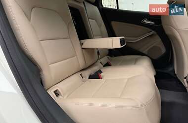 Внедорожник / Кроссовер Mercedes-Benz GLA-Class 2015 в 