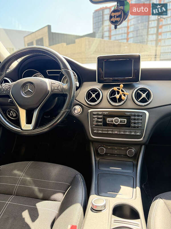 Внедорожник / Кроссовер Mercedes-Benz GLA-Class 2015 в Львове