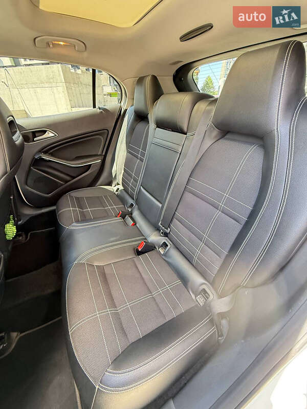 Внедорожник / Кроссовер Mercedes-Benz GLA-Class 2015 в Львове
