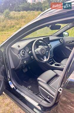 Внедорожник / Кроссовер Mercedes-Benz GLA-Class 2016 в 
