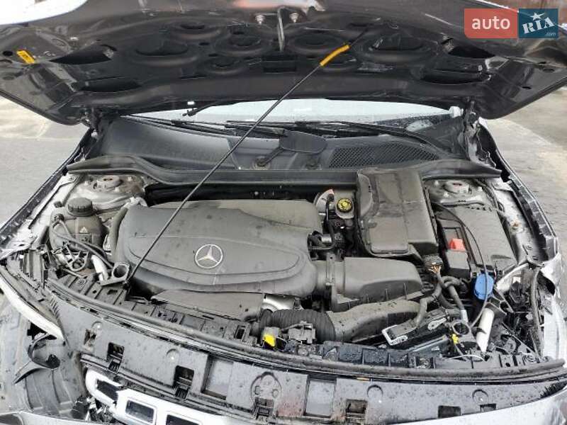 Внедорожник / Кроссовер Mercedes-Benz GLA-Class 2019 в Львове