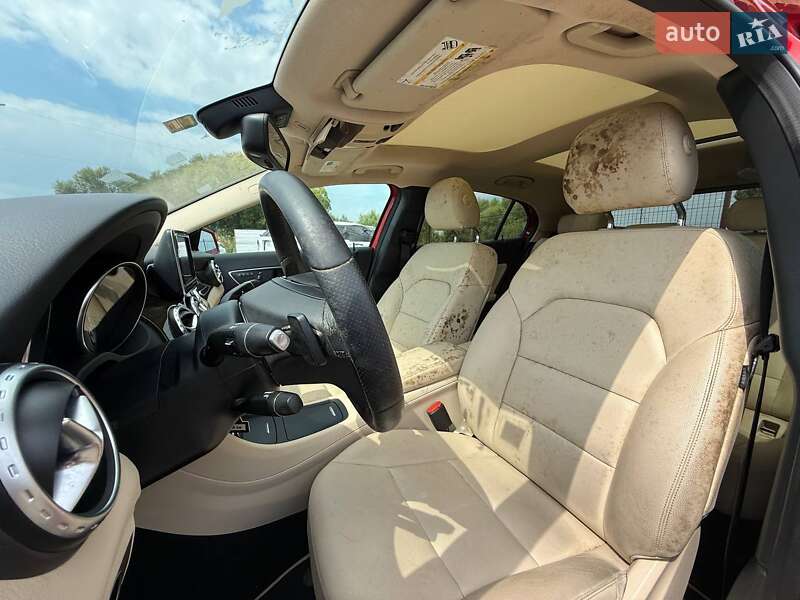 Внедорожник / Кроссовер Mercedes-Benz GLA-Class 2015 в Луцке