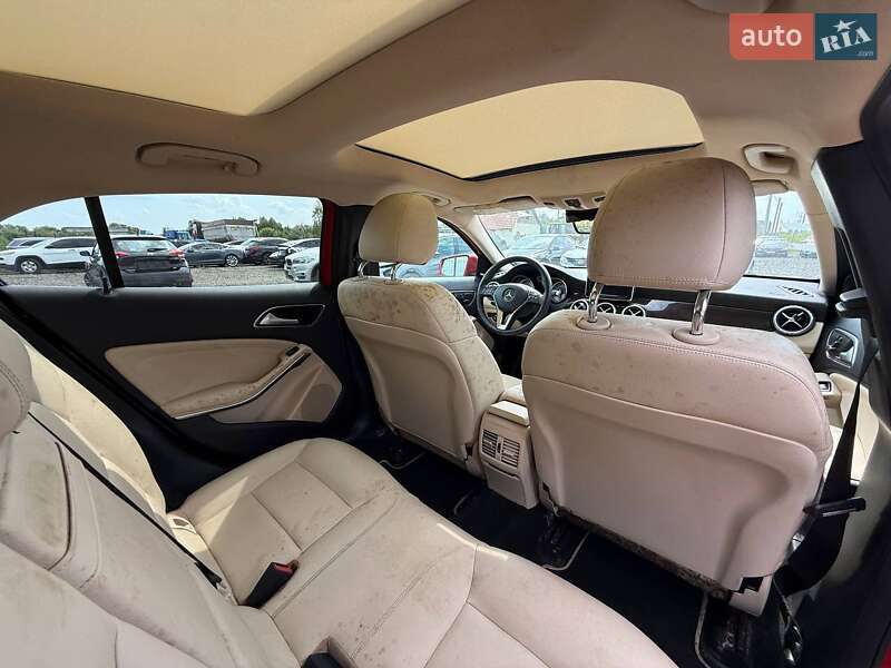 Внедорожник / Кроссовер Mercedes-Benz GLA-Class 2015 в Луцке