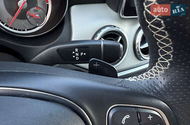 Внедорожник / Кроссовер Mercedes-Benz GLA-Class 2016 в 
