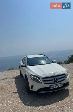 Внедорожник / Кроссовер Mercedes-Benz GLA-Class 2016 в 