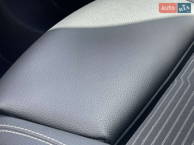 Внедорожник / Кроссовер Mercedes-Benz GLA-Class 2020 в Мукачево