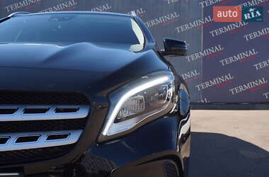 Внедорожник / Кроссовер Mercedes-Benz GLA-Class 2017 в 