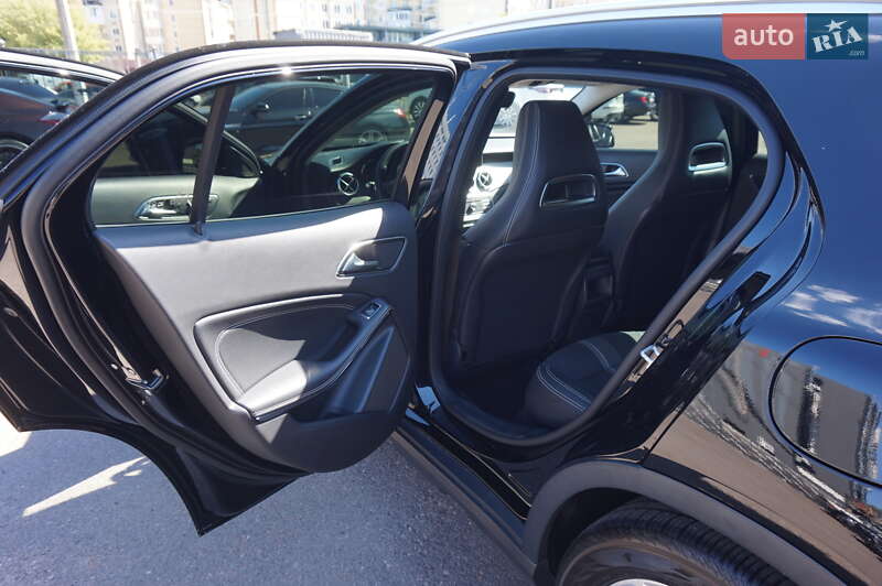 Внедорожник / Кроссовер Mercedes-Benz GLA-Class 2017 в Одессе