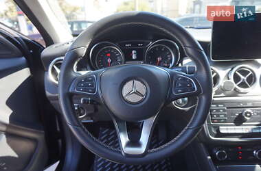 Внедорожник / Кроссовер Mercedes-Benz GLA-Class 2017 в 