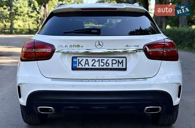 Внедорожник / Кроссовер Mercedes-Benz GLA-Class 2018 в 