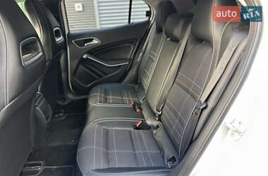 Внедорожник / Кроссовер Mercedes-Benz GLA-Class 2015 в 