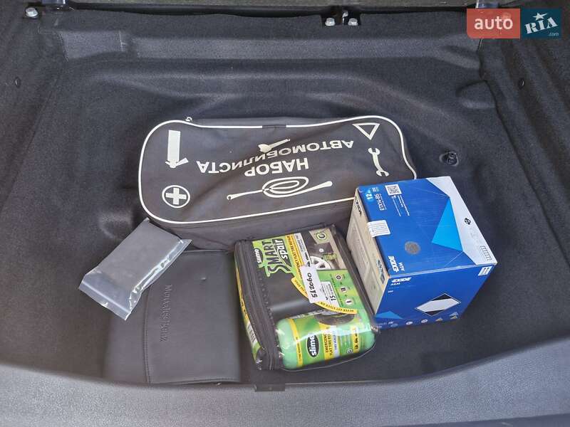 Позашляховик / Кросовер Mercedes-Benz GLA-Class 2014 в Хмельницькому