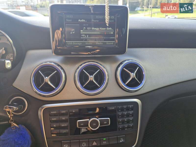 Позашляховик / Кросовер Mercedes-Benz GLA-Class 2014 в Хмельницькому