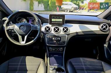 Внедорожник / Кроссовер Mercedes-Benz GLA-Class 2016 в 